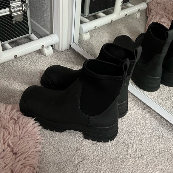 Zara Shoes - Zara rubberized ankle boots